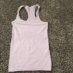 Swiftly Tech Lululemon tank top